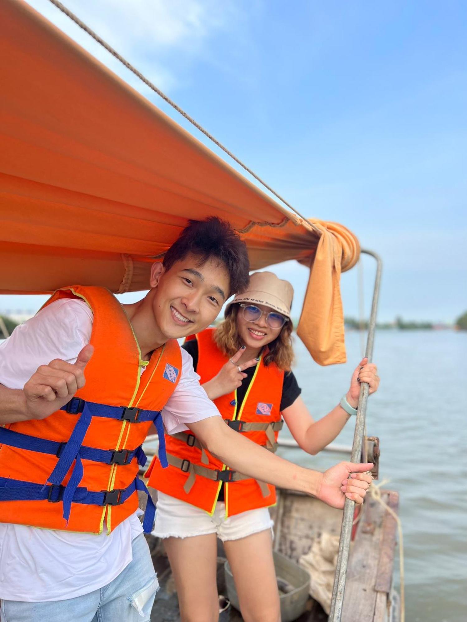 Hide Away Bungalows In Ben Tre City 외부 사진